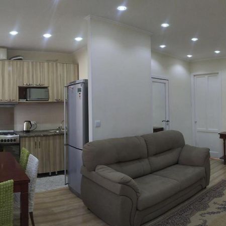 Aura On Erkindik Boulevard Bişkek Dış mekan fotoğraf